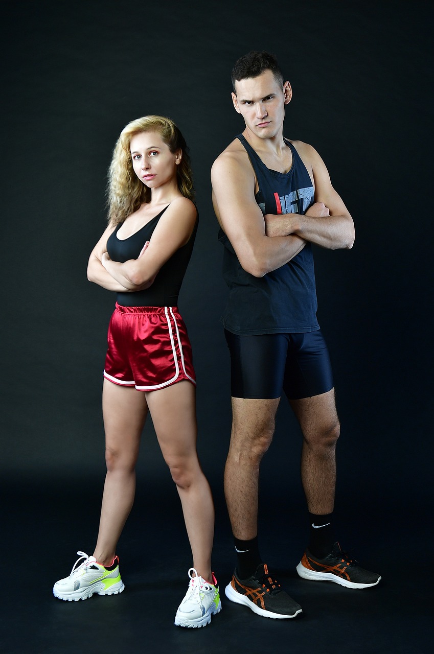 entdecken sie die neuesten trends in sportbekleidung! unsere kollektion bietet funktionale und stylische sportswear für jedes workout, ob im fitnessstudio oder im freien. bleiben sie aktiv und modisch mit unseren hochwertigen materialien und designs, die komfort und leistung vereinen.