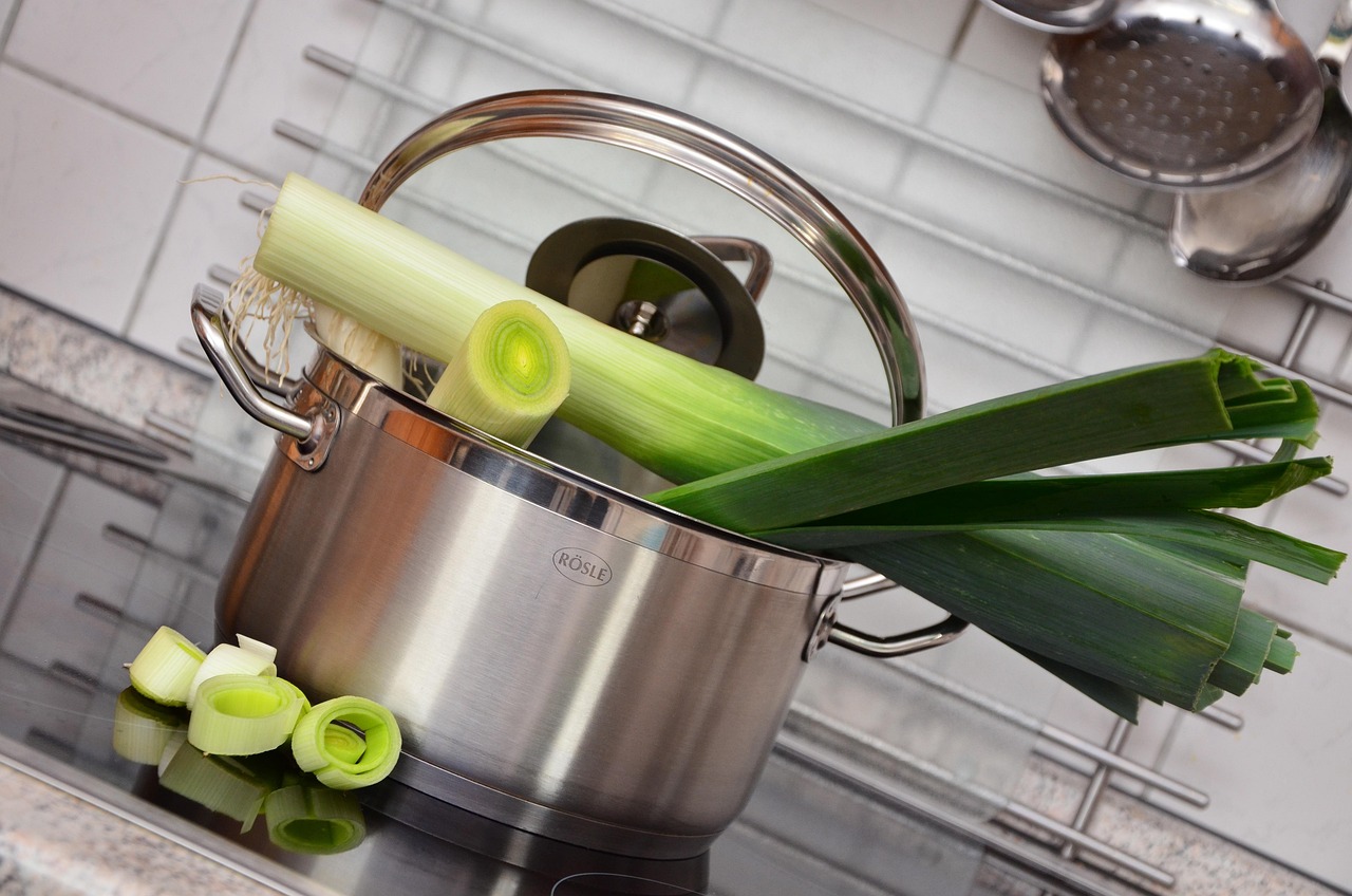 Gesunde Kochmethoden: Tipps für eine ausgewogene Ernährung