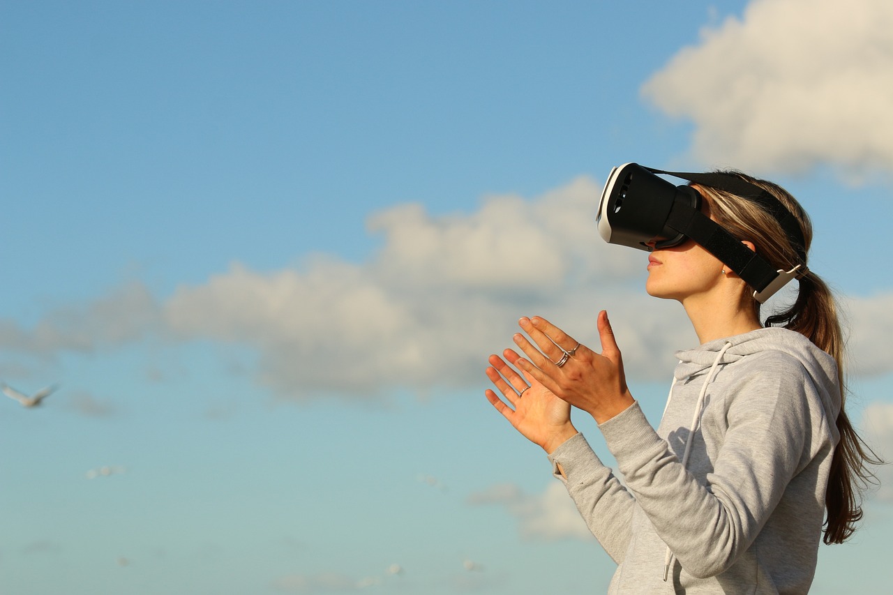 entdecken sie die faszinierende welt der virtuellen realität! tauchen sie ein in immersive erlebnisse, die ihre vorstellungskraft übertreffen und neue dimensionen des entertainments eröffnen.