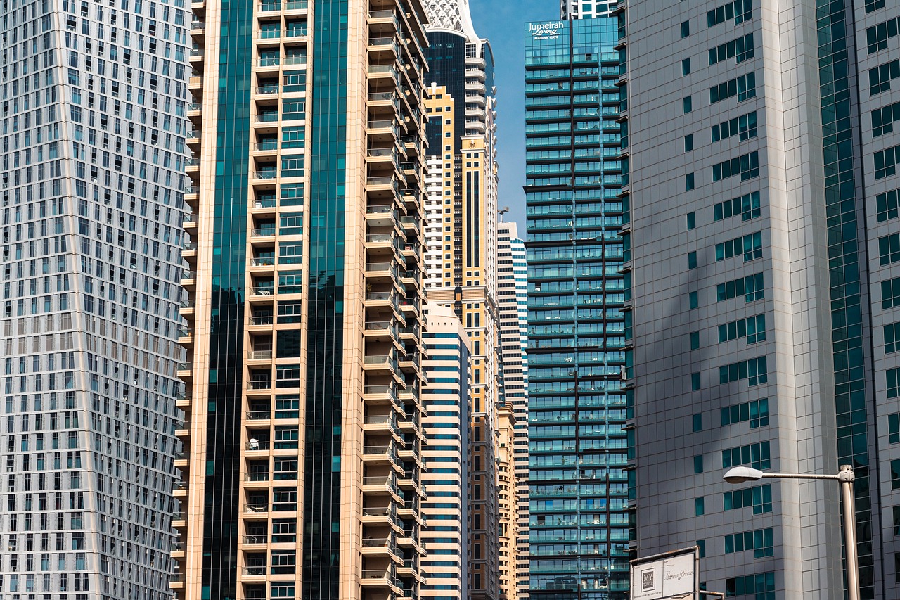 erfahren sie, wie sich die immobilienwerte steigern und welche faktoren zu dieser positiven entwicklung beitragen. entdecken sie strategien zur maximierung des wertes ihrer immobilien.